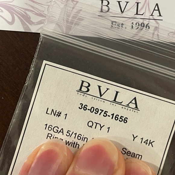 SOLD⭐️BVLA 16G Seamless Ring Yellow Gold - Picture 2 of 6